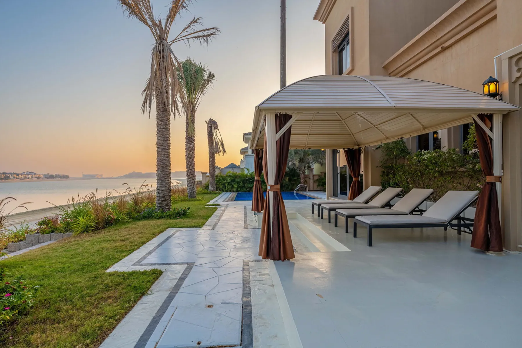 Villa Palm Horizon
